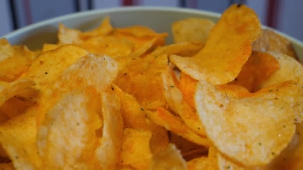 Full Bowl Potato Chips Close Macro Video — Stock videók