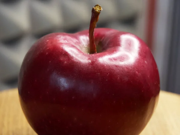 Ein Großer Roter Apfel Apfel Der Sorte Red Chief — Stockfoto