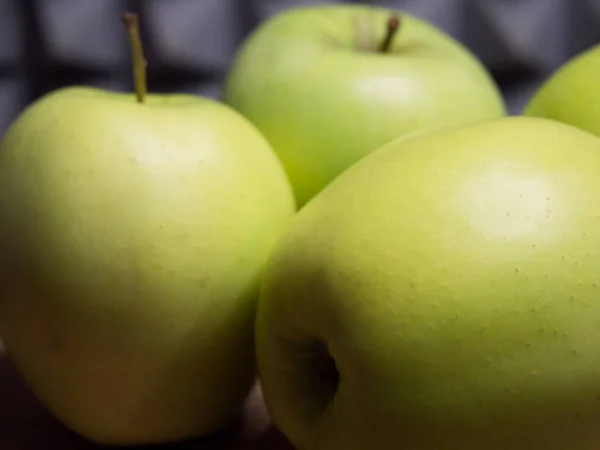 Grüne Äpfel Der Sorte Reinette Simirenko Nahaufnahme — Stockfoto