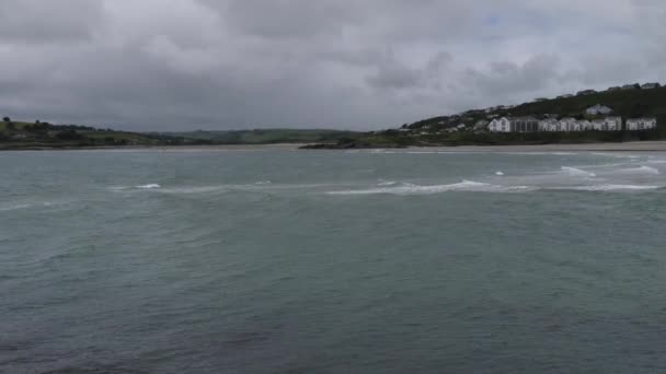 Cloudy Atlantic Ocean Southern Coast Ireland Tidal Sea Waves Clonakilty — Stockvideo