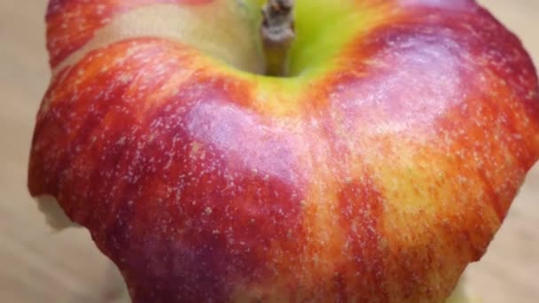 Rdzeń Czerwonego Jabłka Obraca Się Makro Wideo Wideo Pełnym — Wideo stockowe