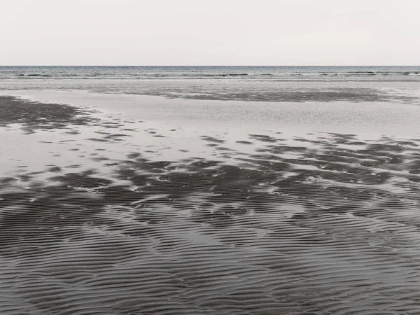 Sable Mouillé Paysage Sombre Nature Europe Côte Atlantique Sable Gris — Photo