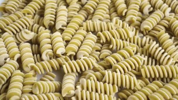 Fusilli Italian Uncooked Pasta Green Pea Vegetable Spiral Macaroni Macro — Stock Video