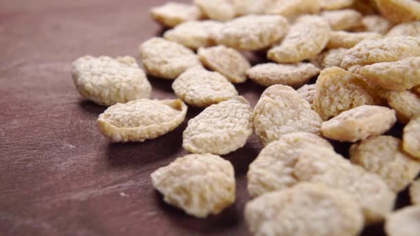 Quinoa Cereal Gluten Free Flakes Wooden Board Crunchy Vegetable Grain — Stock Video