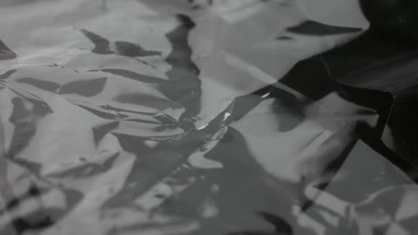 Vrásčitá Zmačkaná Plastová Šedá Textura Rozdrcený Grunge Materiál Abstraktní Šedý — Stock video