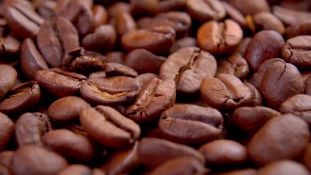 Rostade Kaffebönor Brunarabiska Aromatisk Dryck Ingrediens Makro Rotation — Stockvideo