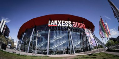 Köln, Almanya 17 Nisan 2022: Lanxess Arena Almanya 'nın en büyük kapalı arenası