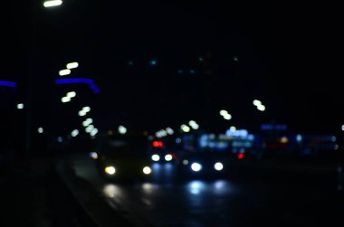 Gün batımında bulanık ışıkların soyut bulanık arkaplanı