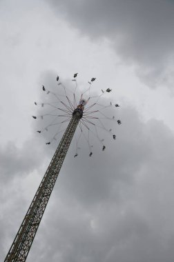 Münih, Almanya - 29 Eylül 2017 'de insanlar Münih, Almanya' daki Ekim Festivali 'ni kutluyorlar. Ekim Festivali dünyanın en büyük bira festivali.