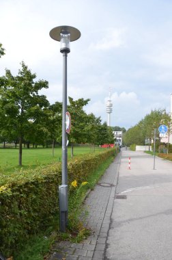 Modern şehrin sokak manzarası