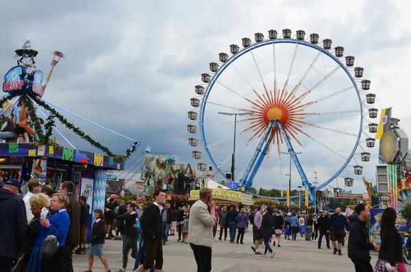 Munich Németország Szeptember Emberek 2017 Szeptember Ünneplik Oktoberfest Münchenben Németország — Stock Fotó