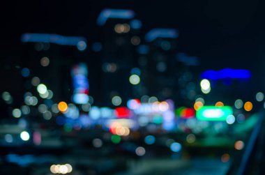 Modern şehir arka planında bulanıklık