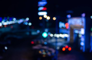 Modern şehir arka planında bulanıklık