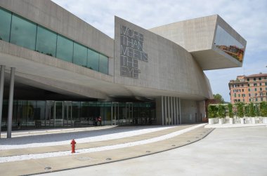 Roma 'daki MAXXI Müzesi cephesi 