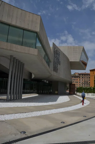 Roma 'daki MAXXI Müzesi cephesi 