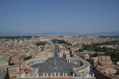 Roma / İtalya - 20 Temmuz 2018: Aziz Peter Bazilikası, Vatikan