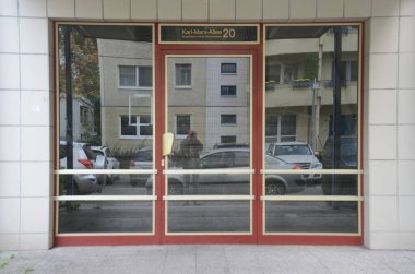 Şehrin sokak manzarası Berling, Almanya