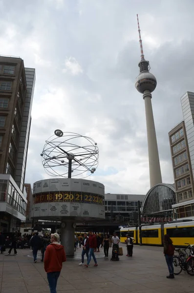 Πύργος Τηλεόρασης Που Βρίσκεται Στην Alexanderplatz Στο Βερολίνο Γερμανία — Φωτογραφία Αρχείου