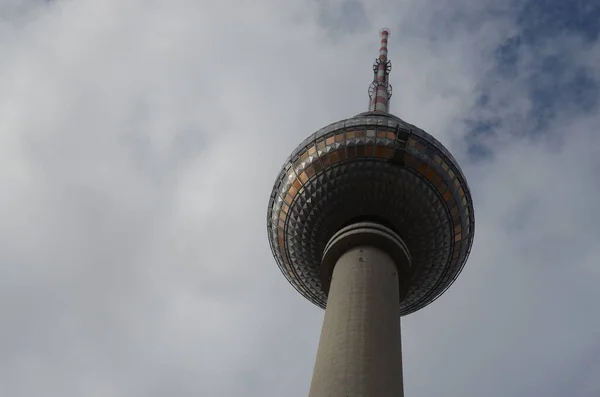 Πύργος Τηλεόρασης Που Βρίσκεται Στην Alexanderplatz Στο Βερολίνο Γερμανία — Φωτογραφία Αρχείου