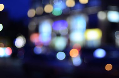 Gece ışıkları Bokeh ile bulanık arkaplan.