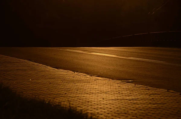 乌克兰基辅 都市大气概念 日落时的道路景观 — 图库照片