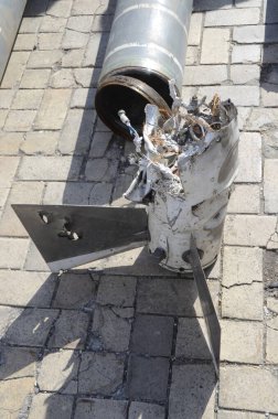 Kyiv, Ukrayna - Mayıs 2022: Ukrayna 'nın başkenti Kyiv' deki Mykhailivska Meydanı 'ndaki sergide Rus zırhlı araçları imha edildi