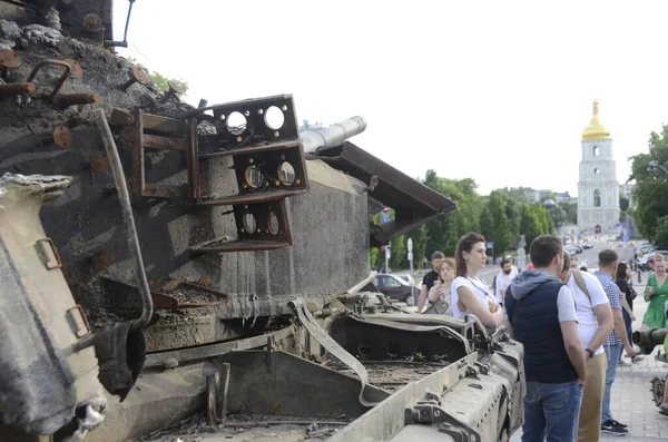 Kiev Ucrânia Maio 2022 Veículos Blindados Russos Destruídos Exposição Praça — Fotografia de Stock