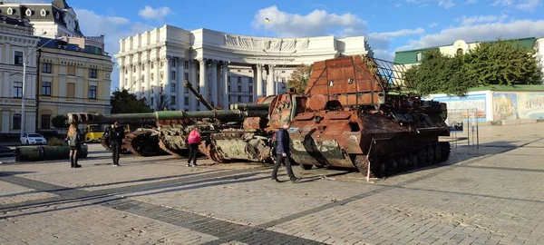 Kyiv Ukraine May 2022 Destroyed Russian Armored Vehicles Exhibition Mykhailivska — Stock Photo, Image