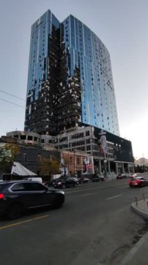 Ukrayna 'da savaş. Rus füze saldırısının sonuçları. Şehir merkezinde yıkım ve hasar. Kyiv, Ukrayna, Ekim 2022 