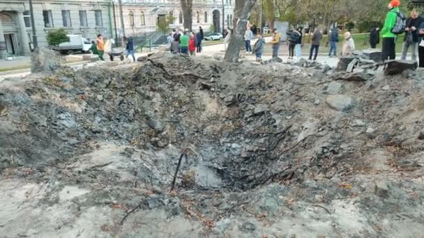 Guerra Ucrânia Consequências Ataque Mísseis Russos Parque Infantil Destruído Centro — Vídeo de Stock