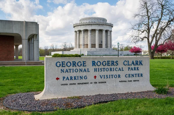 Het Grote Gebouw George Rogers Clark Park — Stockfoto