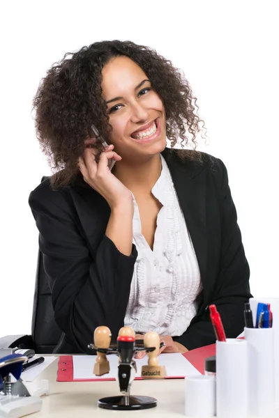 Jovem mulher de negócios telefones — Fotografia de Stock