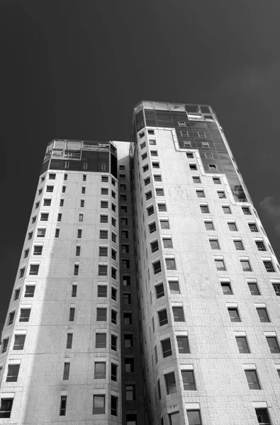 High rise office building in downtown of Hong Kong city — Stock Photo, Image