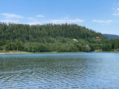 Licanka, Fuzine - Gorski kotar, Hırvatistan (Umjetno akumulacijsko jezero Bajer na rijeci Licanki ili Bajersko jezero, Fuzine - Gorski kotar, Hrvatska)