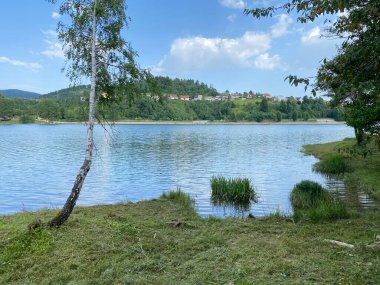 Licanka, Fuzine - Gorski kotar, Hırvatistan (Umjetno akumulacijsko jezero Bajer na rijeci Licanki ili Bajersko jezero, Fuzine - Gorski kotar, Hrvatska)