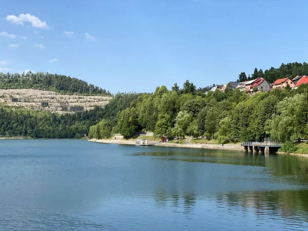 Meer Bajer Kunstmatig Stuwmeer Bajer Aan Rivier Licanka Fuzine Gorski — Stockfoto