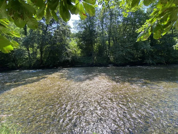 Rzeka Kupica Przed Zbiegiem Kupą Brod Kupi Gorski Kotar Chorwacja — Zdjęcie stockowe