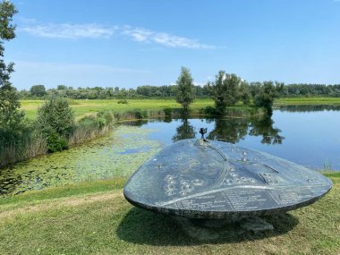 Jasenovac Anıt Alanı veya Jasenovac Toplama Kampı Hatıraları (Spomen podrucje Jasenovac ili Spomen-podrucje bivseg koncentracijskog logora III Ciglana Jasenovac - Hrvatska)