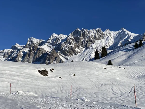 Vinterstämning Och Vacker Idyllisk Atmosfär Det Snötäckta Alpina Berget Alpstein — Stockfoto