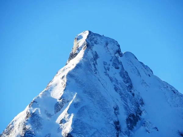 Cima Alpina Innevata Fruemsel Frumsel Nella Catena Montuosa Del Churfirsten — Foto Stock