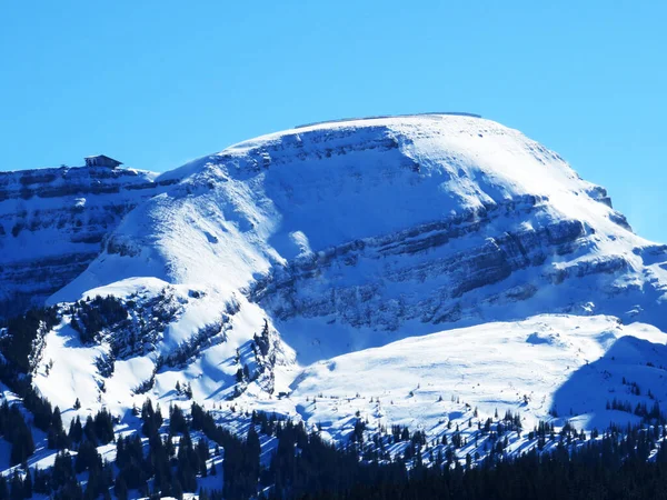 Śnieżny Szczyt Alpejski Hinterrugg Lub Hinderrugg 2306 Paśmie Górskim Churfirsten — Zdjęcie stockowe