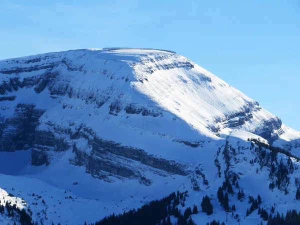 Śnieżny Szczyt Alpejski Hinterrugg Lub Hinderrugg 2306 Paśmie Górskim Churfirsten — Zdjęcie stockowe