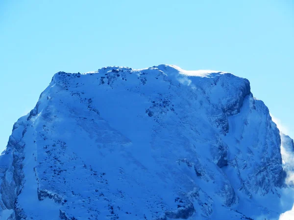 Sněhem Pokrytý Alpský Vrchol Brisi 2278 Pohoří Churfirsten Mezi Toggenburgem — Stock fotografie