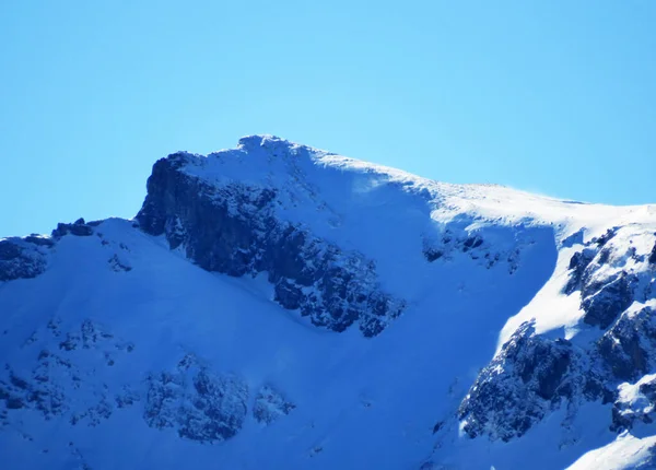 Schneebedeckter Gipfel Wart 2067 Churfirsten Gebirge Zwischen Toggenburg Und Walensee — Stockfoto