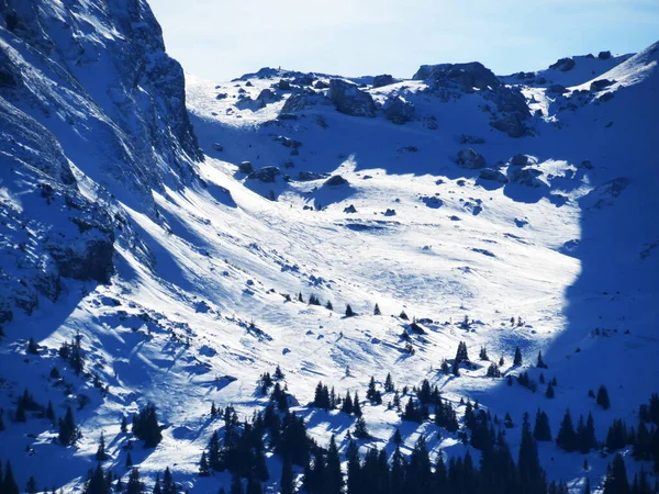 Valle Alpina Innevata Frumseltal Fruemseltal Tra Cime Brisi Frumsel Fruemsel — Foto Stock
