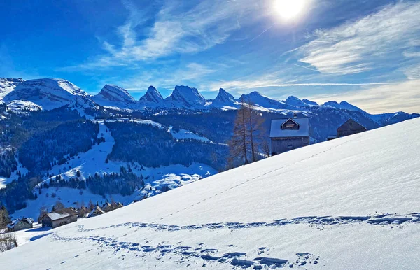 Sněžné Vrcholy Švýcarského Pohoří Churfirsten Nebo Churfuersten Masivu Appenzell Alpy — Stock fotografie