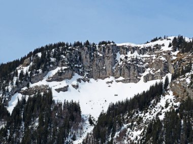 Alpstein dağ sıralarında (veya Gulme, 1998 m) ve Appenzell Alps massif, Wildhaus - St. Gallen Kantonu, İsviçre / Schweiz