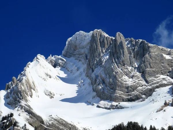 Couverture Blanche Sur Sommet Alpin Wildhuser Schofberg Wildhuser Schafberg 2373 — Photo