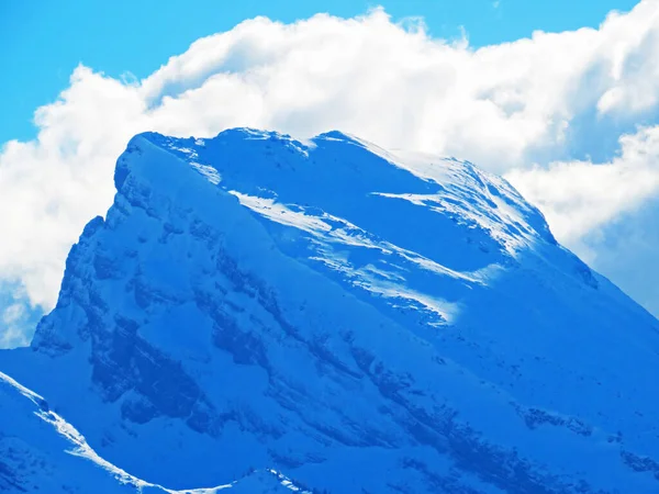 Pico Alpino Coberto Neve Brisi 2278 Cordilheira Churfirsten Entre Região — Fotografia de Stock