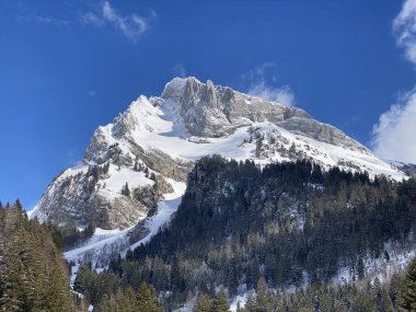 Alpstein dağ sıralarında (veya Wildhuser Schafberg, 2373 m) ve Appenzell Alps massif, Unterwasser - İsviçre 'nin St. Gallen Kantonu (Schweiz)
